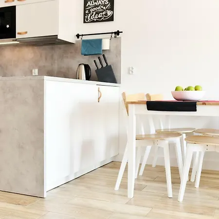 Apartament Burgund Z Miejscem W Garazu Apartment